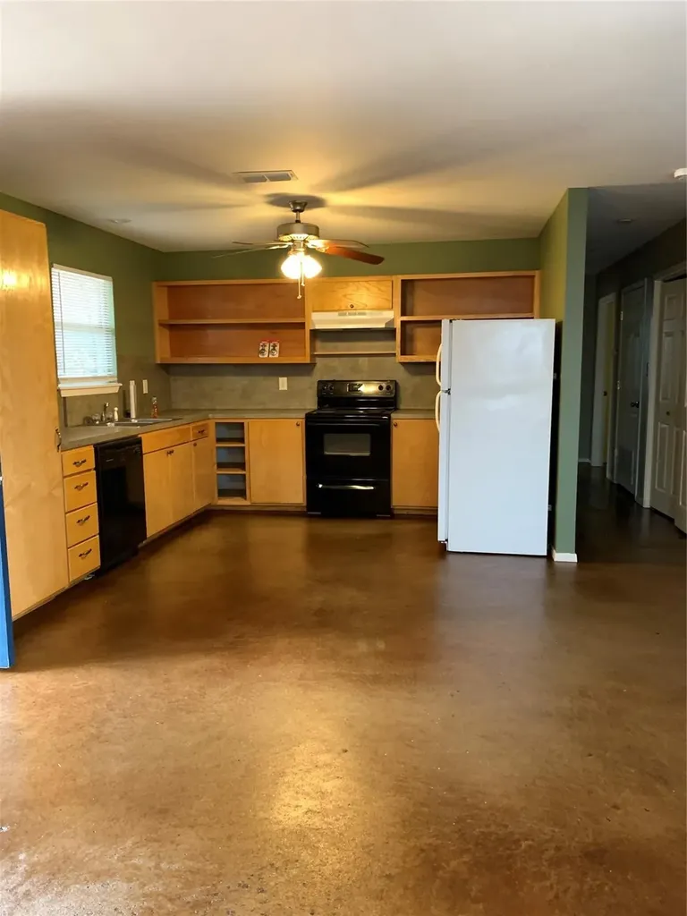 258 Private Road 7422 Hawkins TX 75765