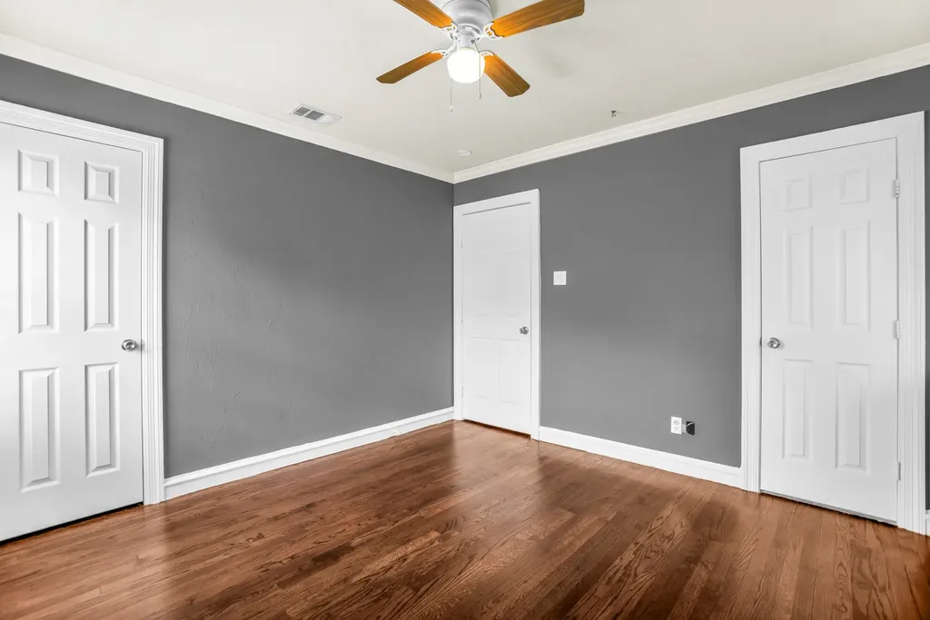 1433 Nash Street Garland TX 75042
