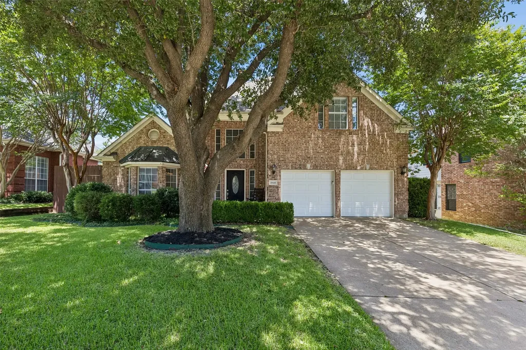 2416 Bonham Trail Grapevine TX 76051