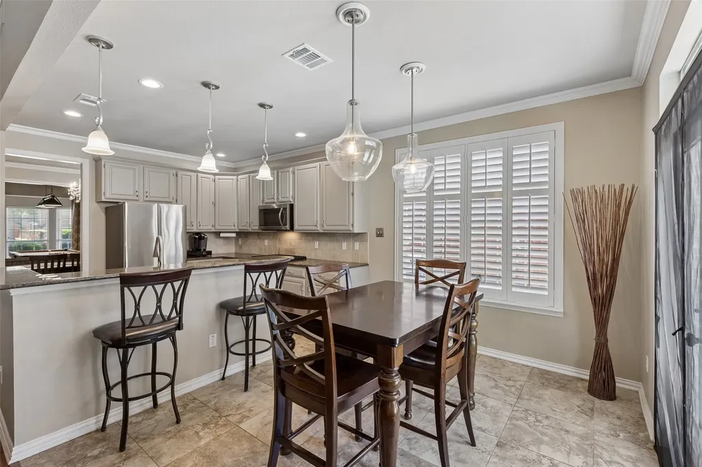 2416 Bonham Trail Grapevine TX 76051