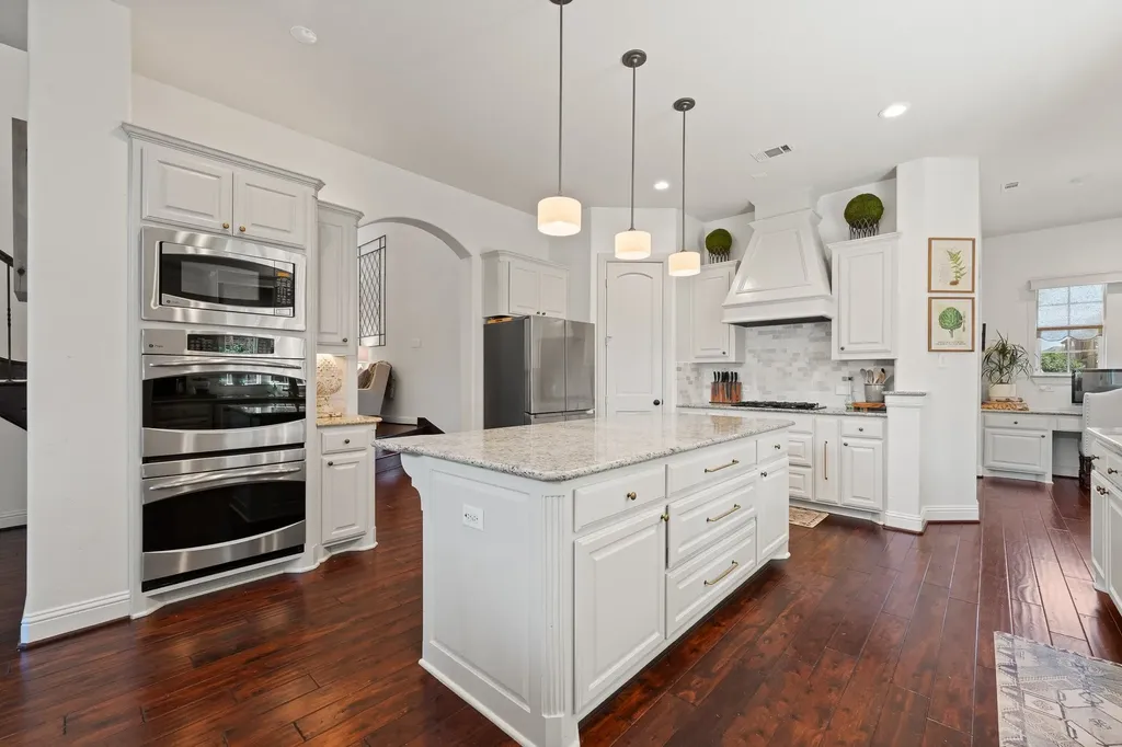 1525 Wagonwheel Trail Keller TX 76248