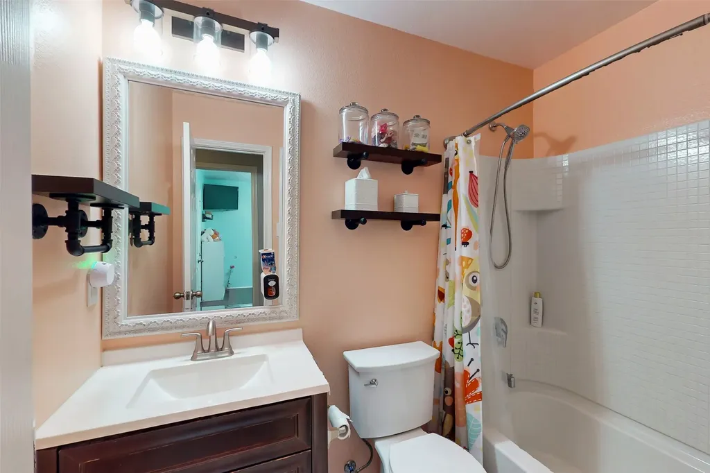 7016 Derbyshire Drive Fort Worth TX 76137