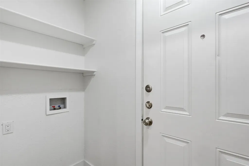 4349 Altamesa Boulevard Fort Worth TX 76133