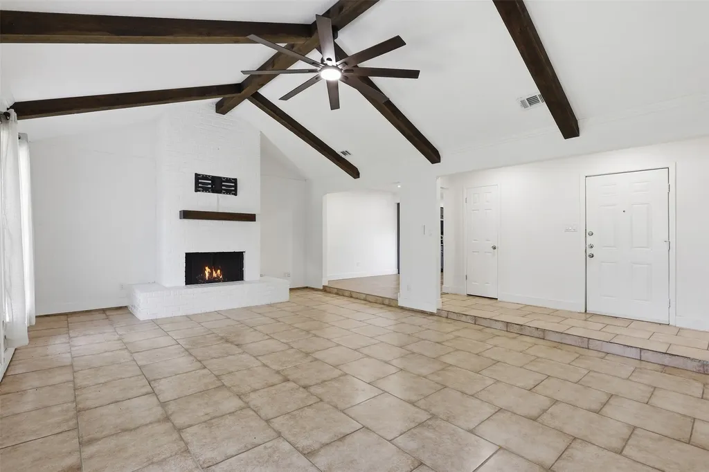 4349 Altamesa Boulevard Fort Worth TX 76133