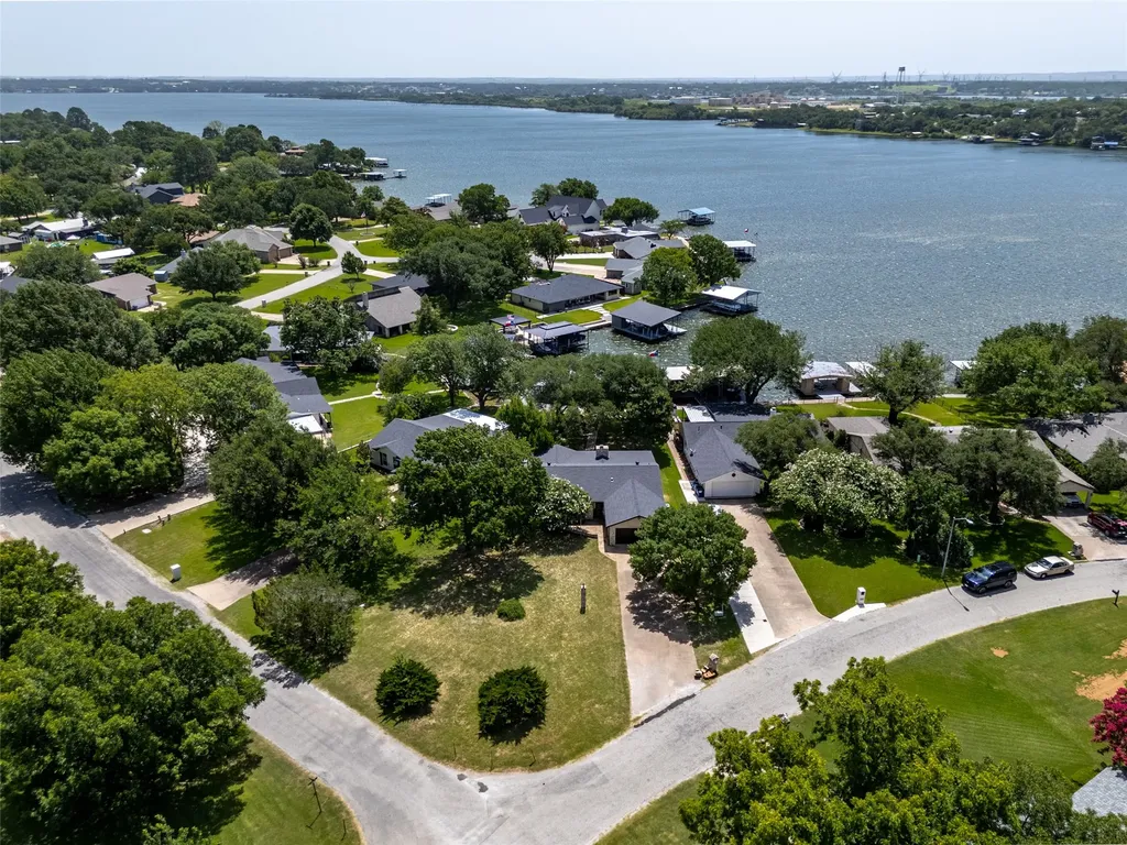 4200 Bar Harbor Court Granbury TX 76049