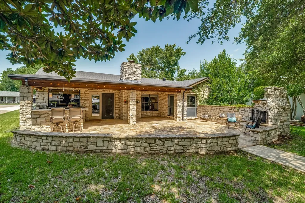 4200 Bar Harbor Court Granbury TX 76049