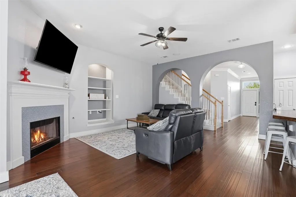 8321 Bridge Street North Richland Hills TX 76180