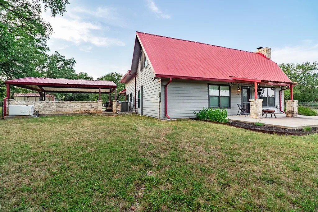 28 Cr 458 Brady TX 76825