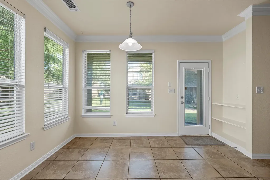2513 S 2nd Street Waco TX 76706
