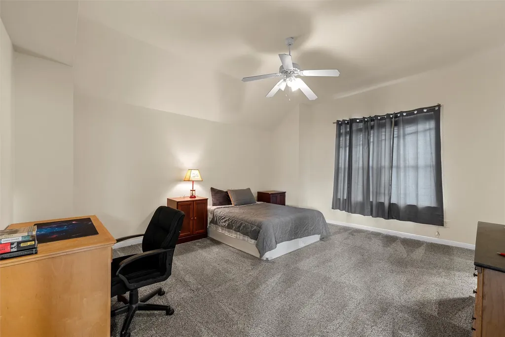 2513 S 2nd Street Waco TX 76706
