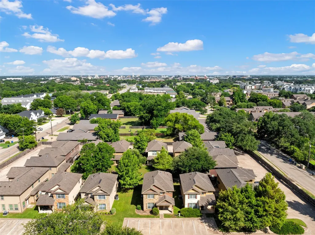 2513 S 2nd Street Waco TX 76706
