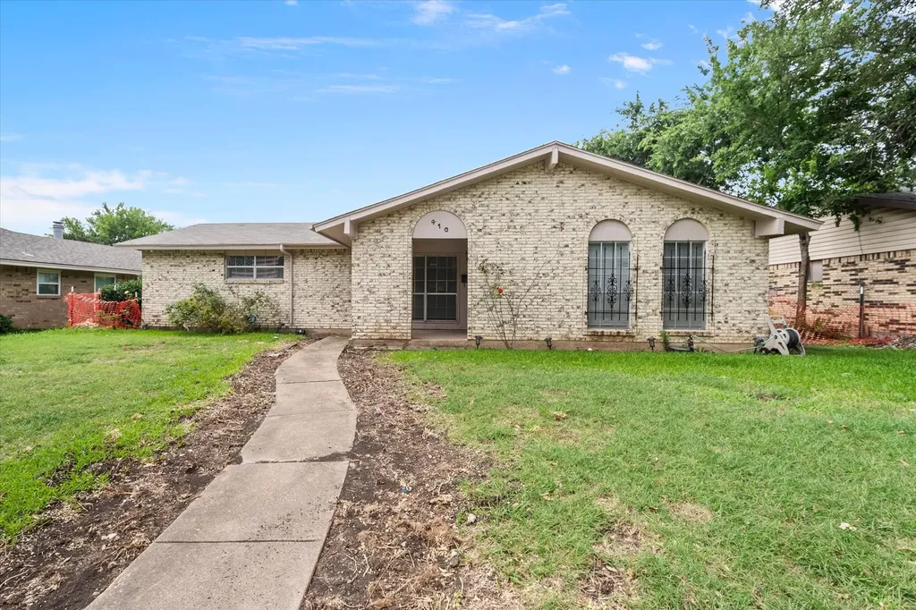 410 Charlotte Street Duncanville TX 75137