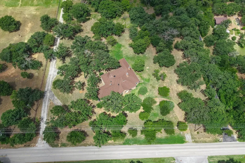 704 Mcmakin Road Bartonville TX 76226