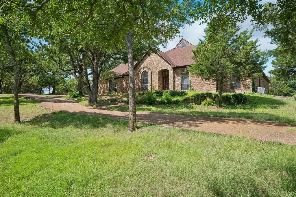 704 Mcmakin Road Bartonville TX 76226