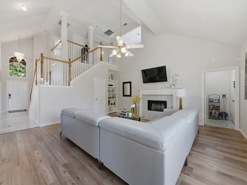 5707 Manchester Drive Richardson TX 75082