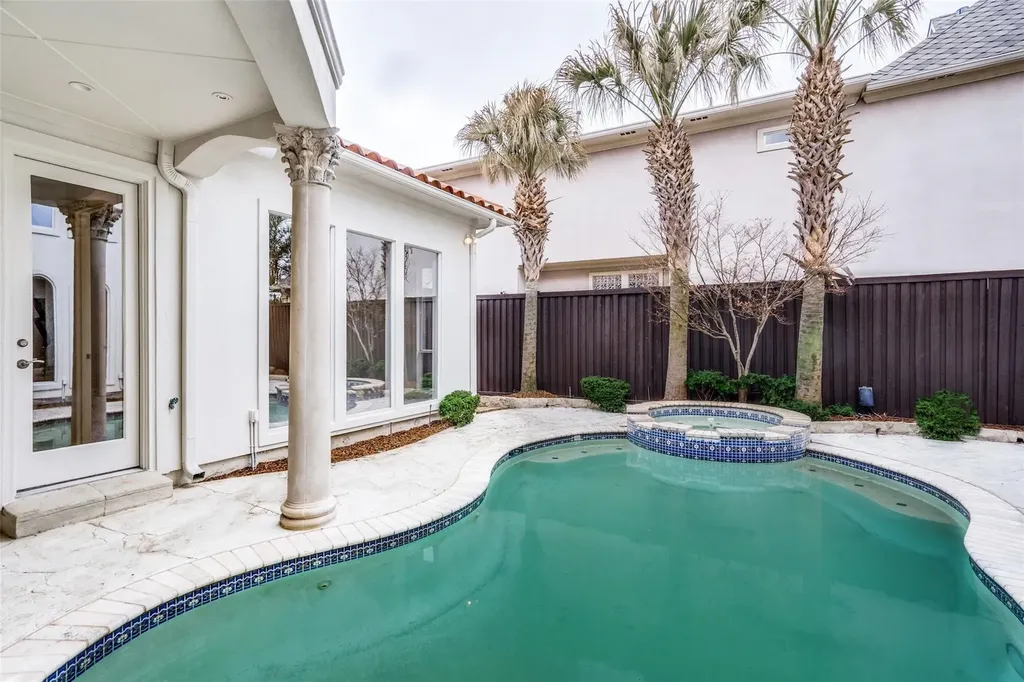 5008 Bellaire Drive Plano TX 75093