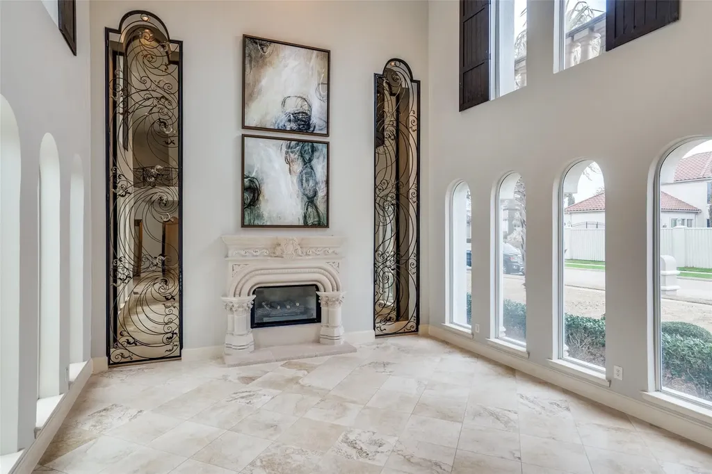 5008 Bellaire Drive Plano TX 75093