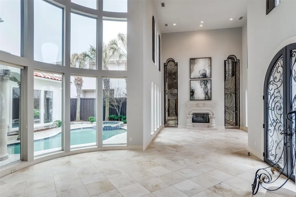 5008 Bellaire Drive Plano TX 75093