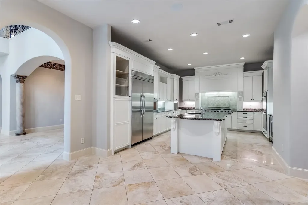 5008 Bellaire Drive Plano TX 75093