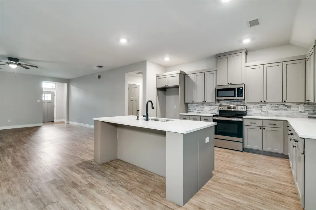2734 Waters Edge Quinlan TX 75474