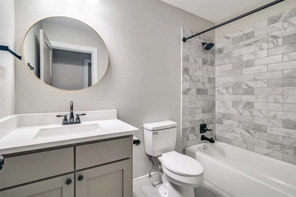 2734 Waters Edge Quinlan TX 75474