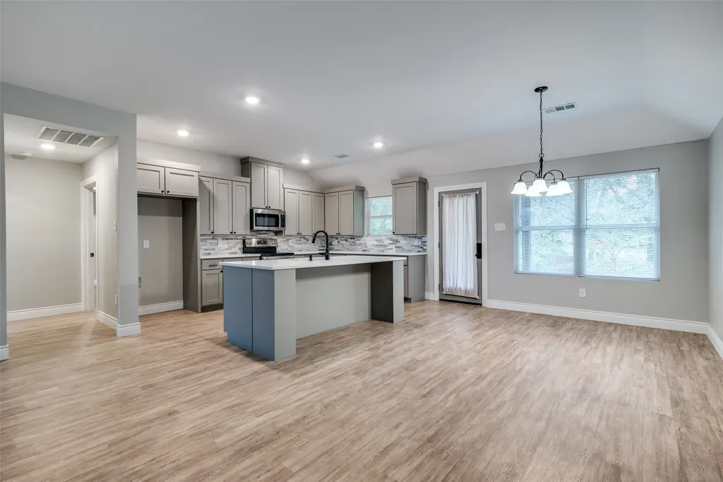 2734 Waters Edge Quinlan TX 75474