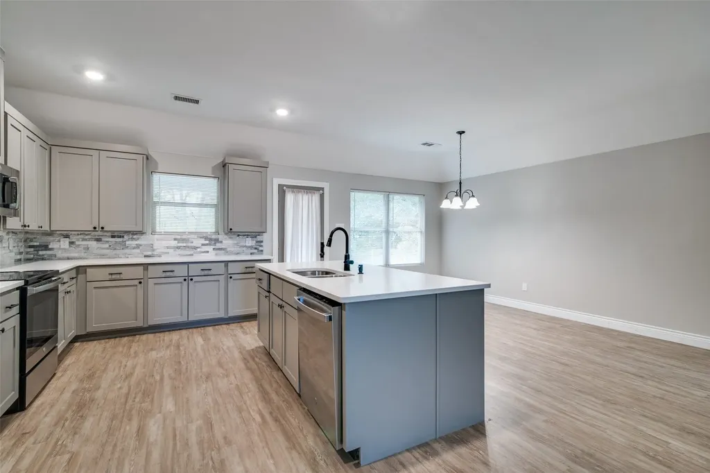 2734 Waters Edge Quinlan TX 75474