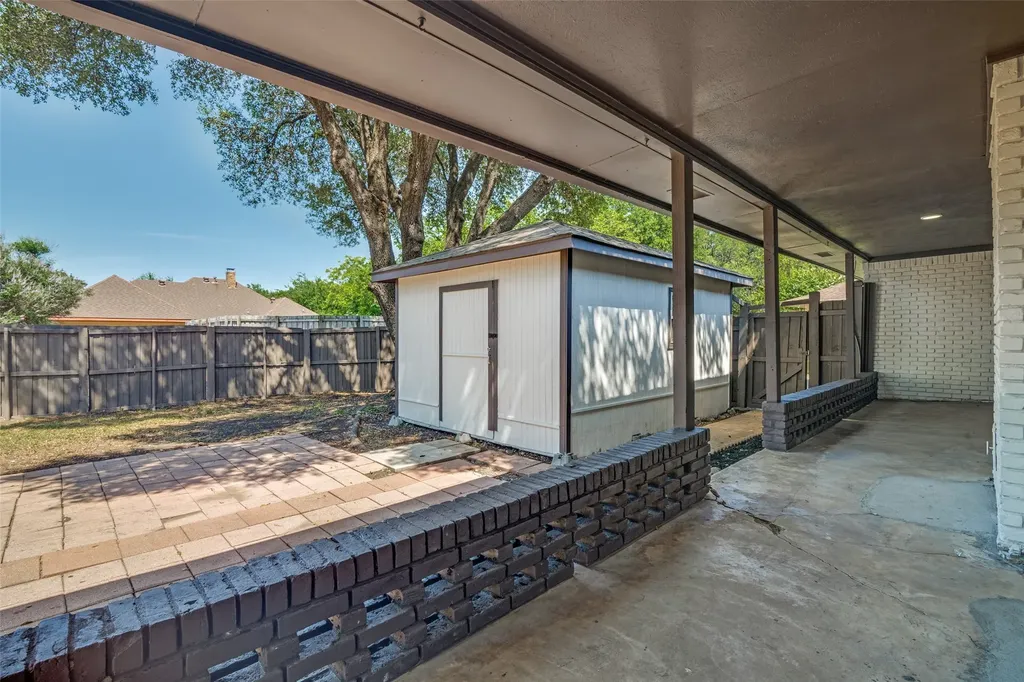 1901 Westshore Drive Garland TX 75043