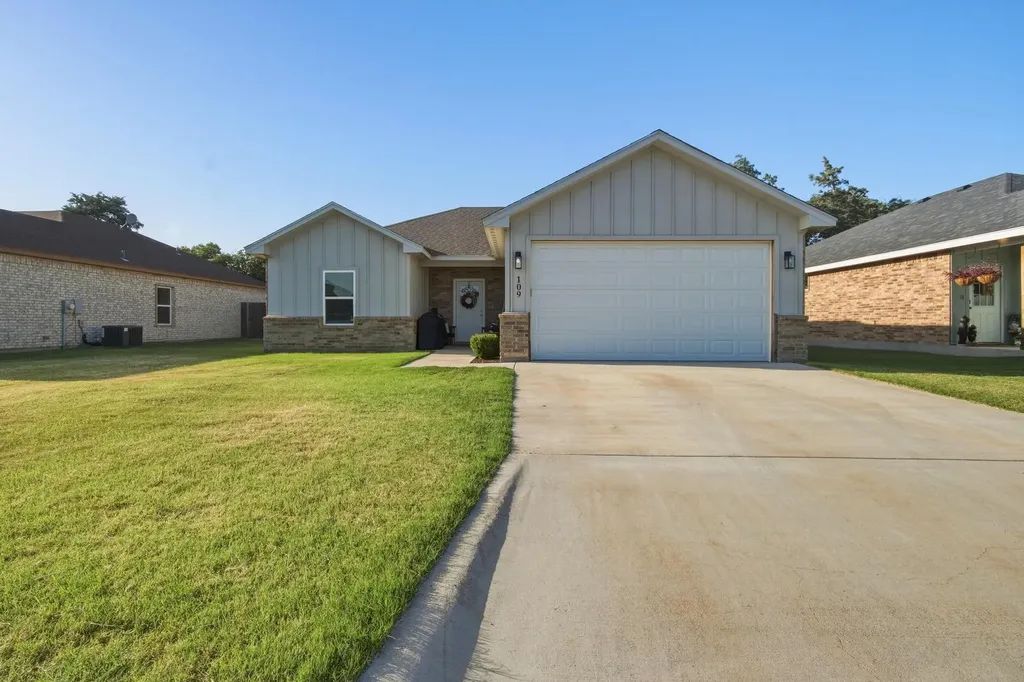 109 Shallow Water Court Clyde TX 79510