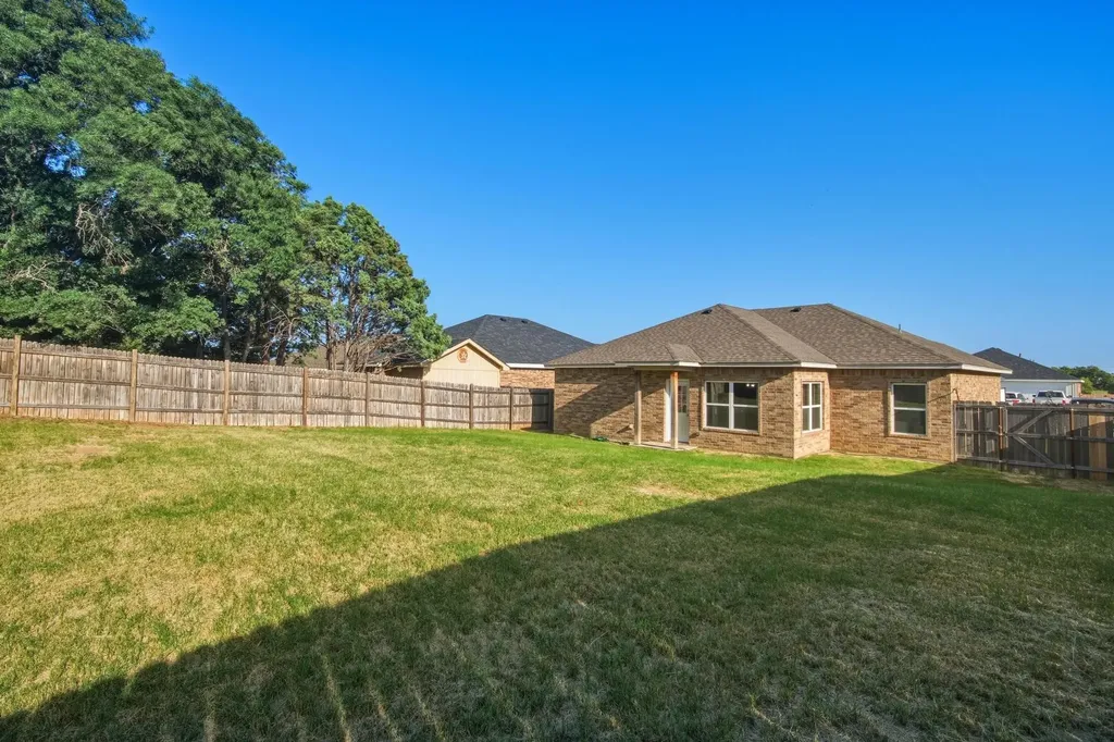 109 Shallow Water Court Clyde TX 79510