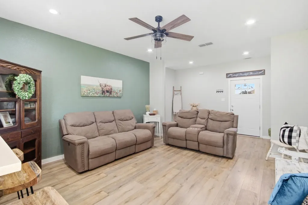 109 Shallow Water Court Clyde TX 79510