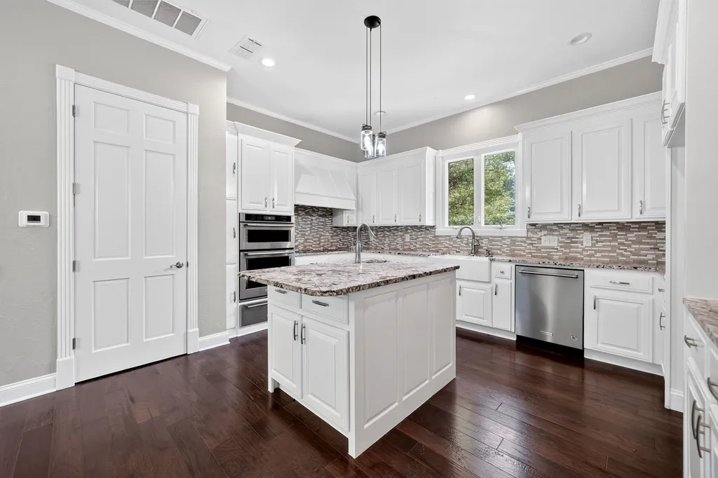 1201 Robbins Road Athens TX 75751