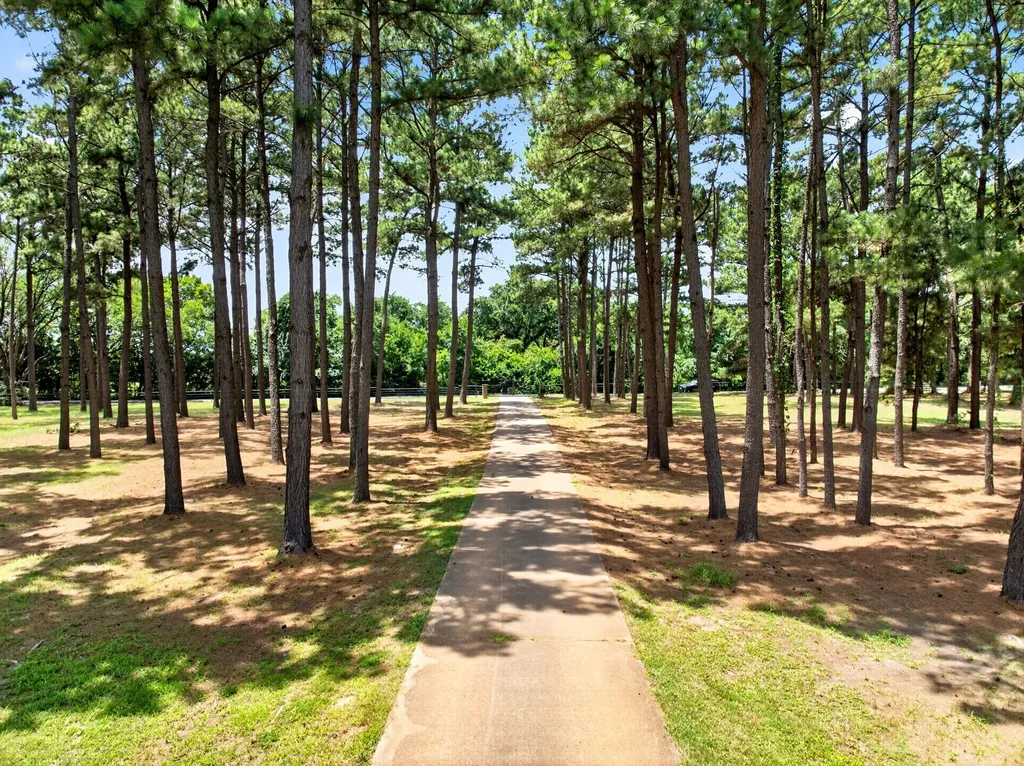 1201 Robbins Road Athens TX 75751