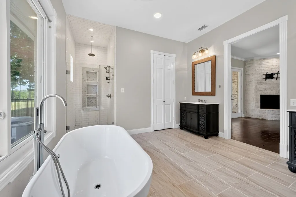 1201 Robbins Road Athens TX 75751