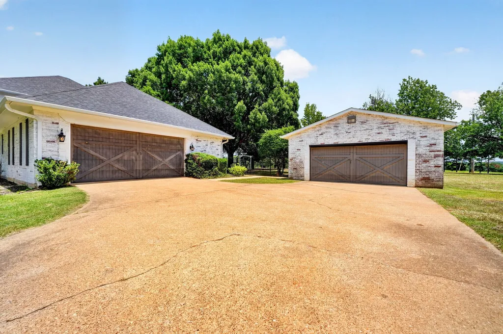 1201 Robbins Road Athens TX 75751