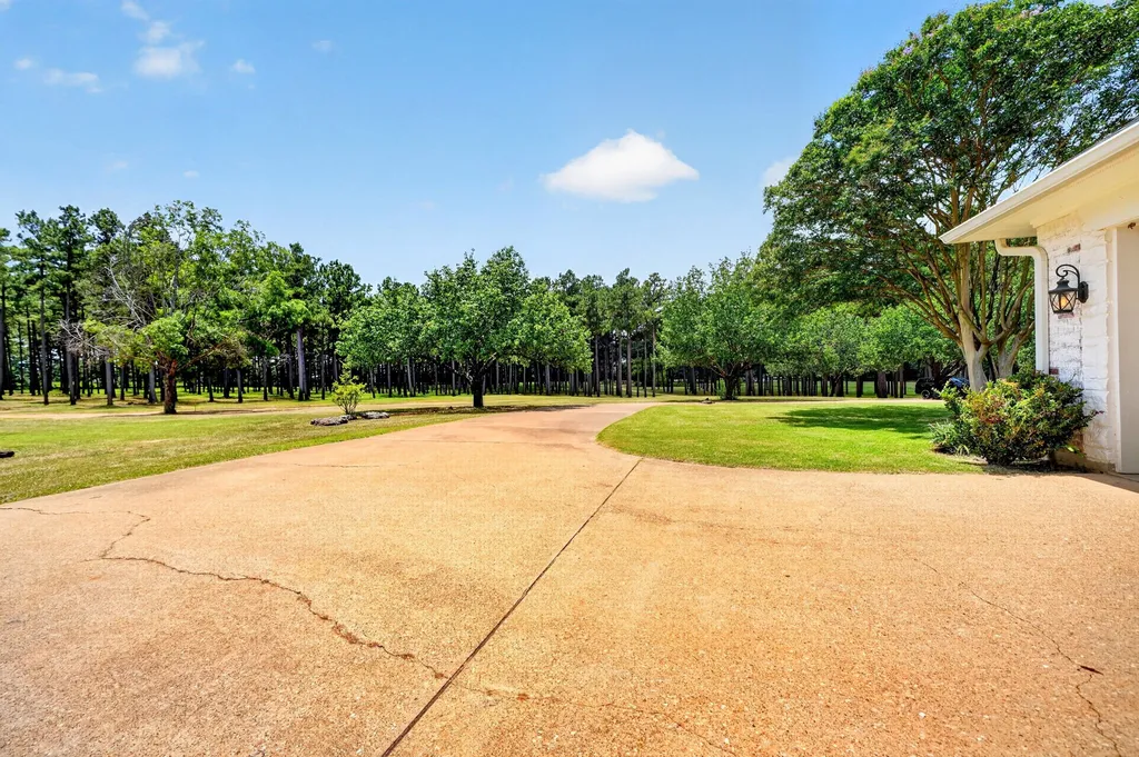 1201 Robbins Road Athens TX 75751