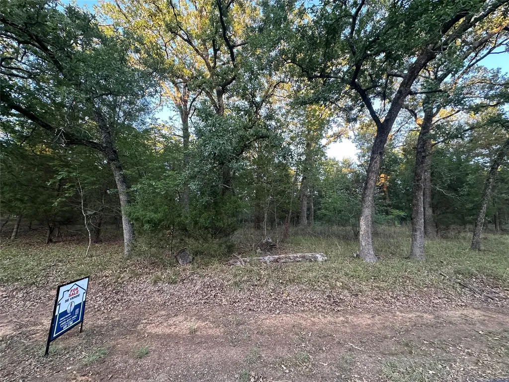 103 Cedar Oaks Drive Mabank TX 75156