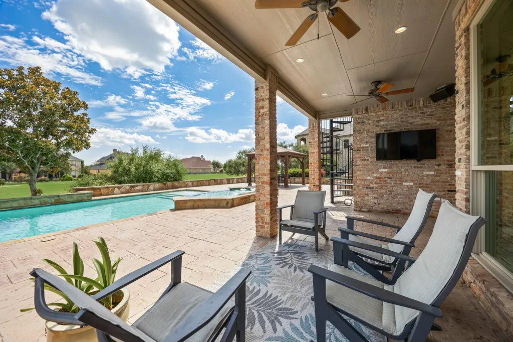 2108 Kyle Circle Heath TX 75032