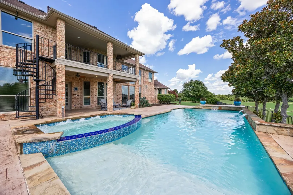 2108 Kyle Circle Heath TX 75032