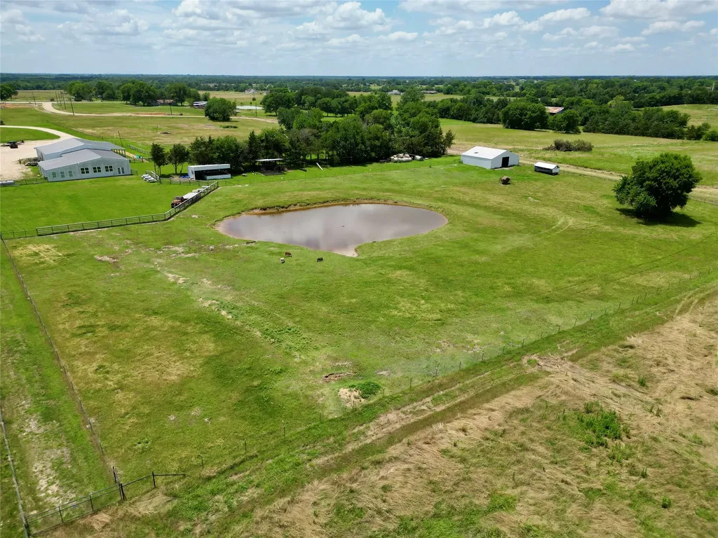9262 Farm Road 79 Sumner TX 75486