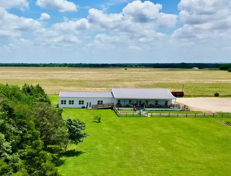 9262 Farm Road 79 Sumner TX 75486