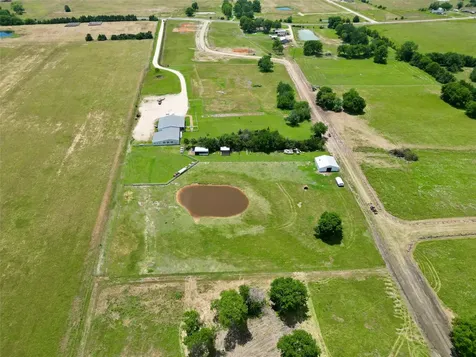 9262 Farm Road 79 Sumner TX 75486