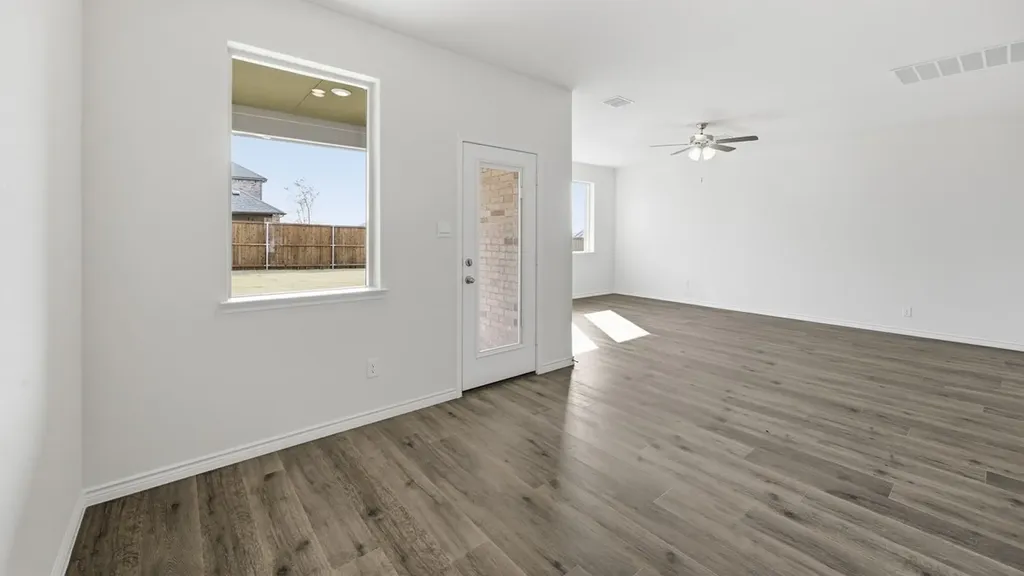 8426 Everly Drive Garland TX 75043