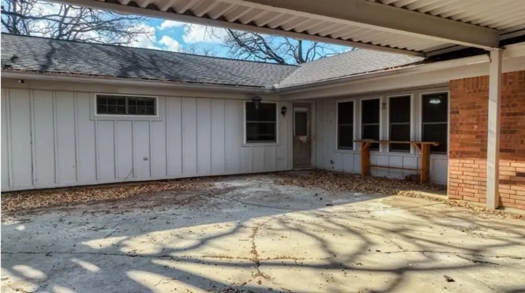 3801 Halifax Court Arlington TX 76013