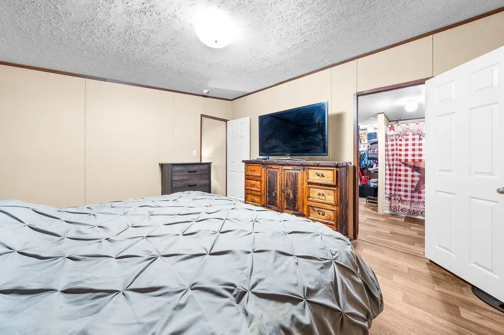 2721 County Road 3344 Pickton TX 75471