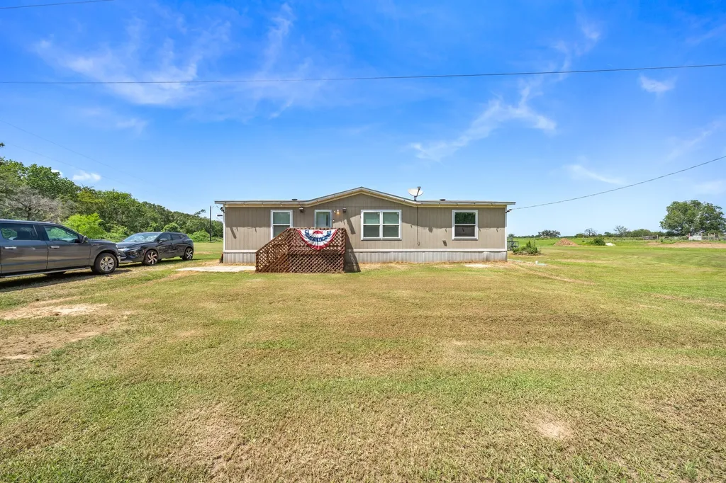 2721 County Road 3344 Pickton TX 75471