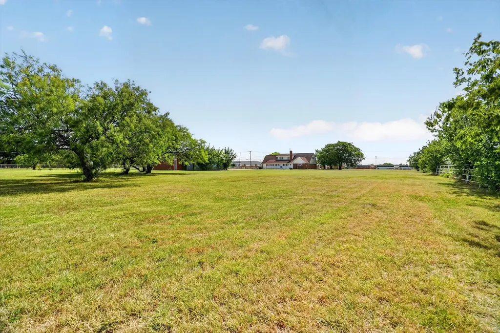 10217 N Crowley Road Fort Worth TX 76036