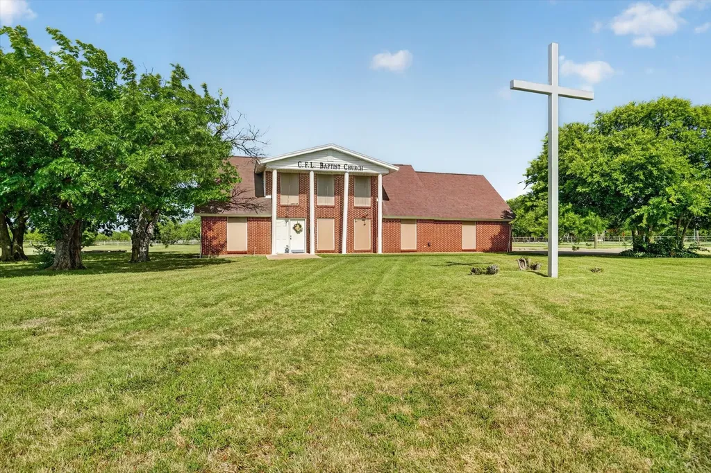 10217 N Crowley Road Fort Worth TX 76036
