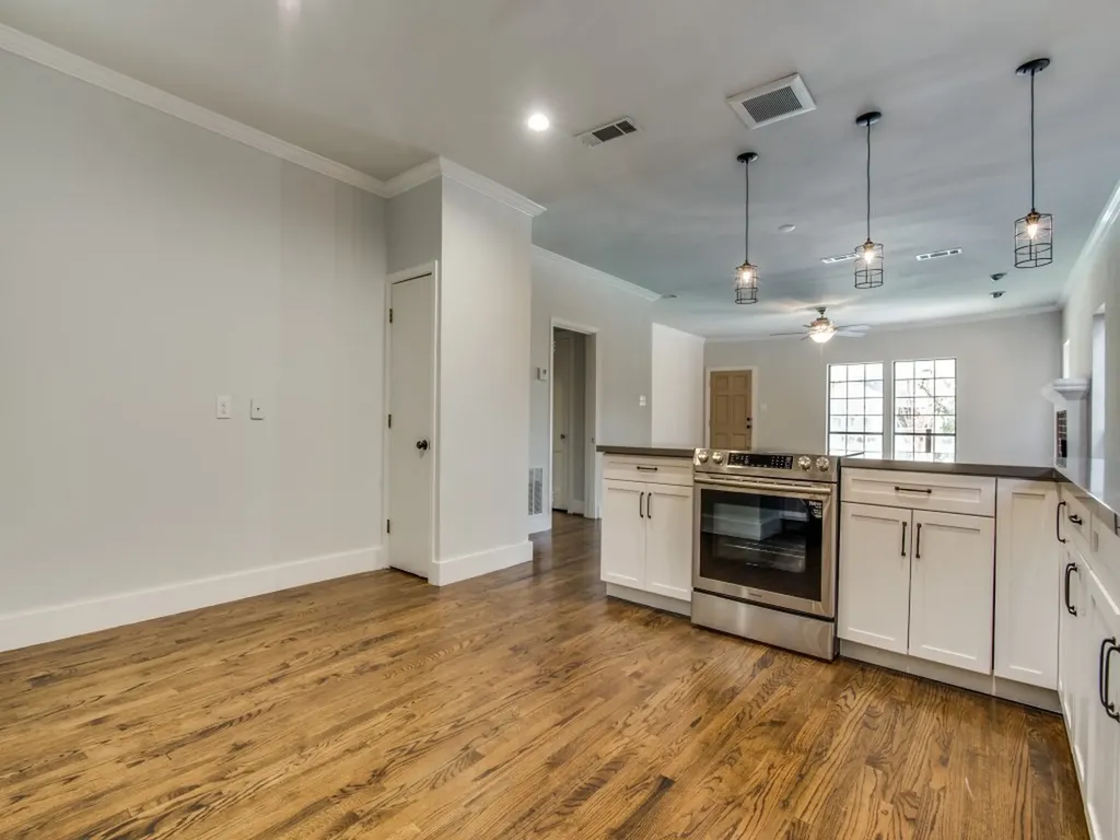 6307 Palo Pinto Avenue Dallas TX 75214