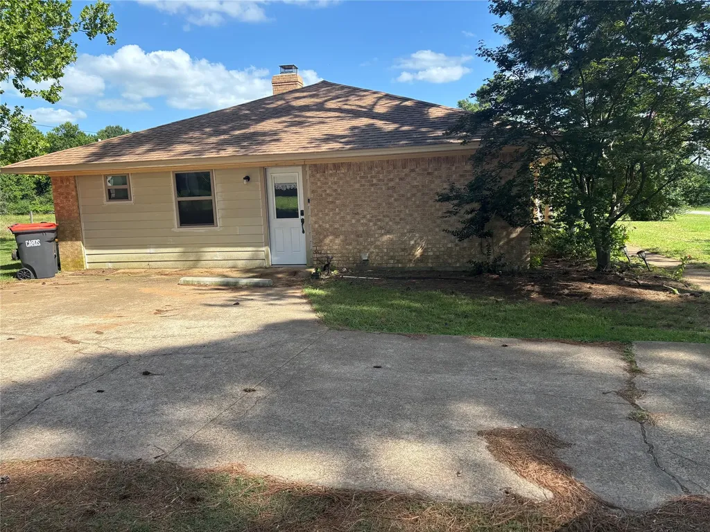 610 46th Street NE Paris TX 75462